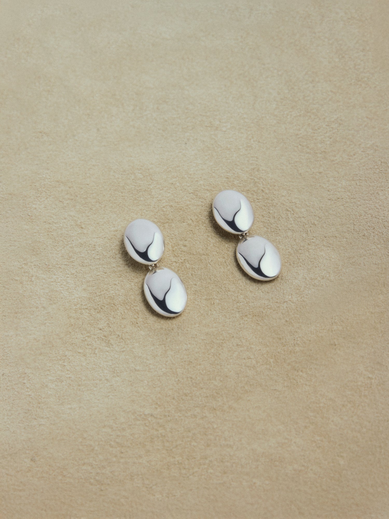 Emberly Oval Earrings