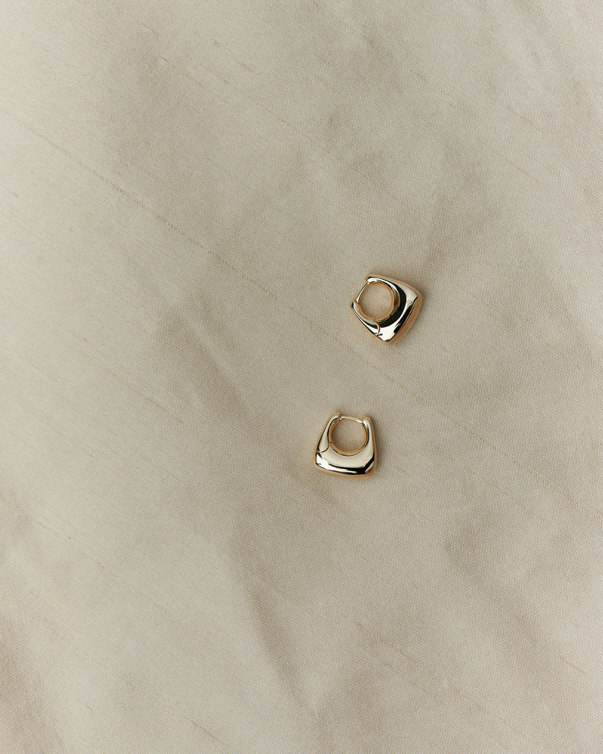 Datura Hoops