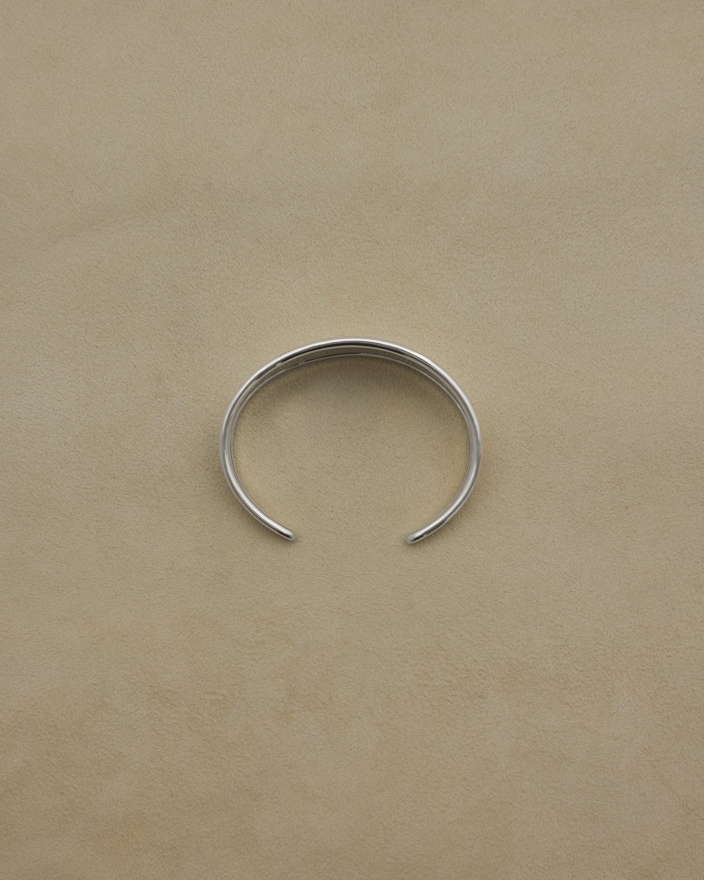 Contour Bangle