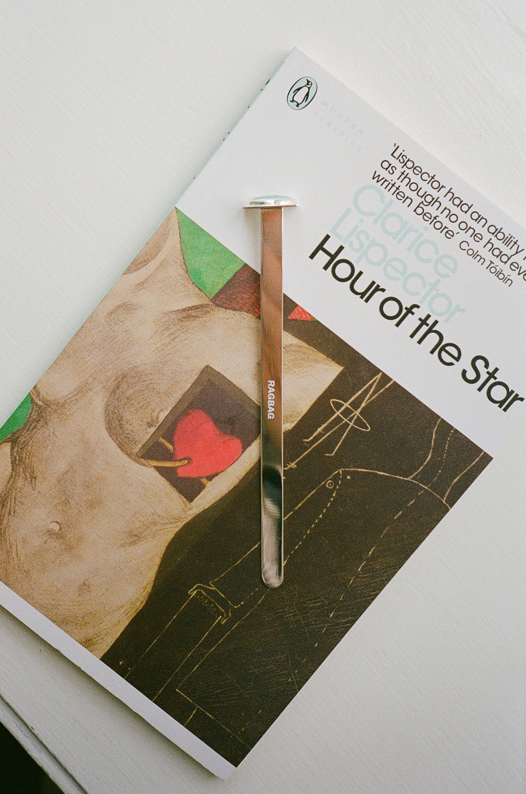 Lyra Bookmark-2